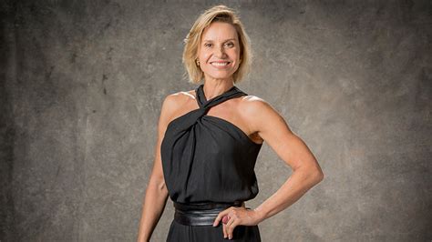 Paula Burlamaqui .